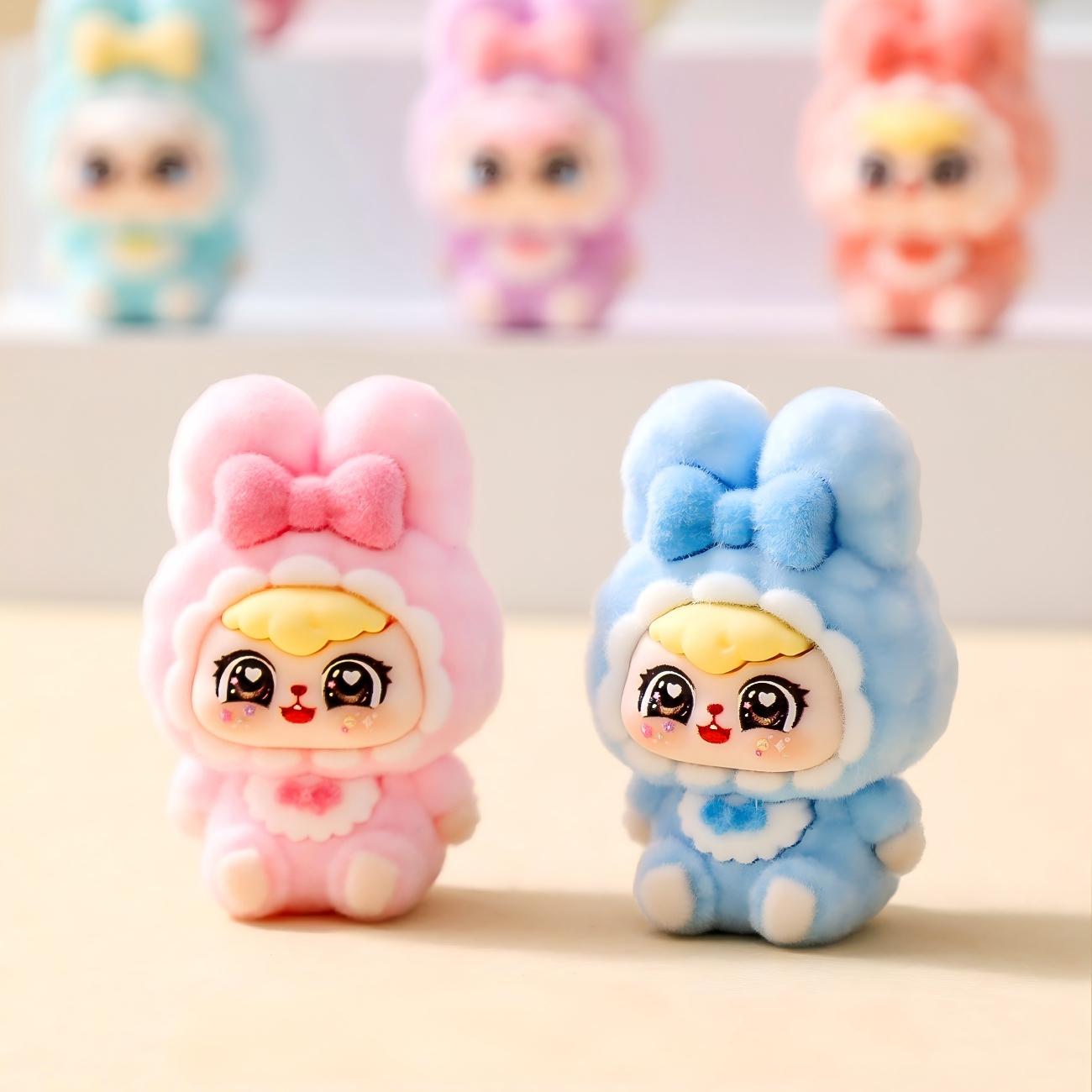 Cute Looking Mini Desktop Orna - Vinyl Figure Blank ulasan dan harga