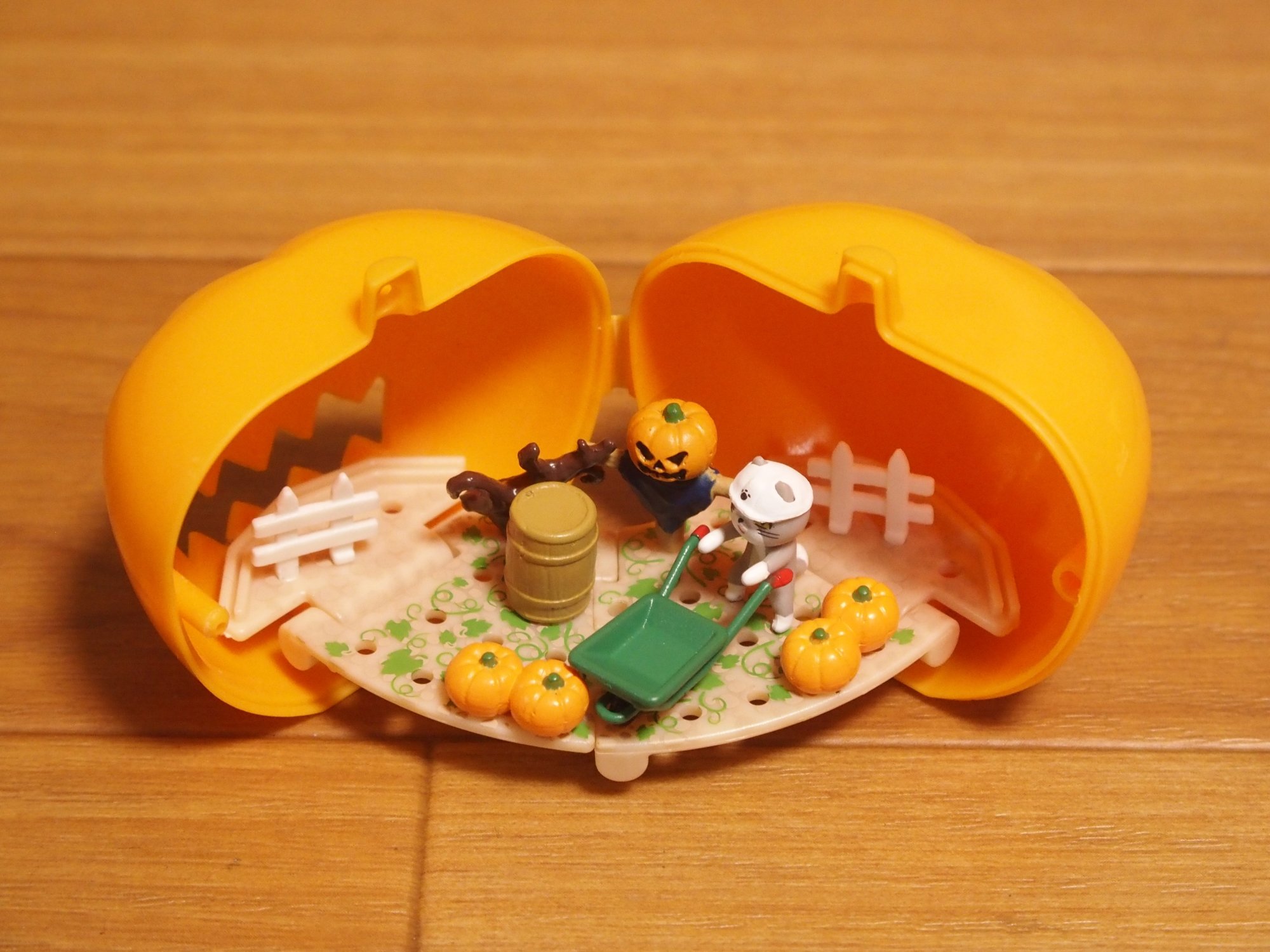 Tarlin capsule toys kawaii 2-w - Capsule Toy Gashapon ulasan dan harga